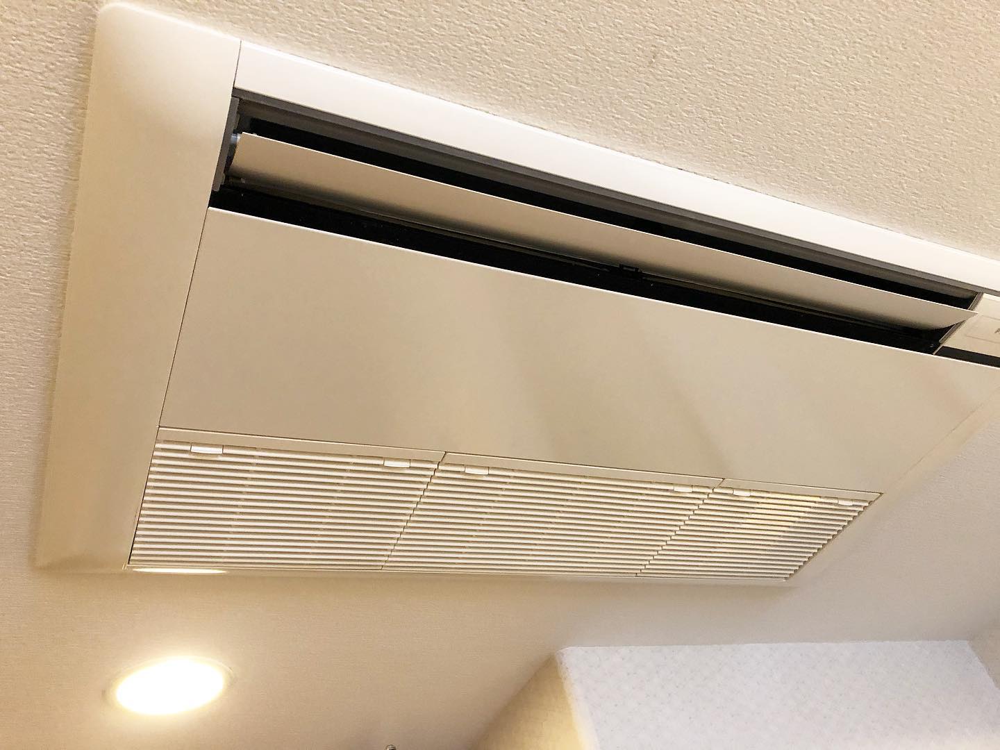 10.7 換気扇 10.7 換気扇