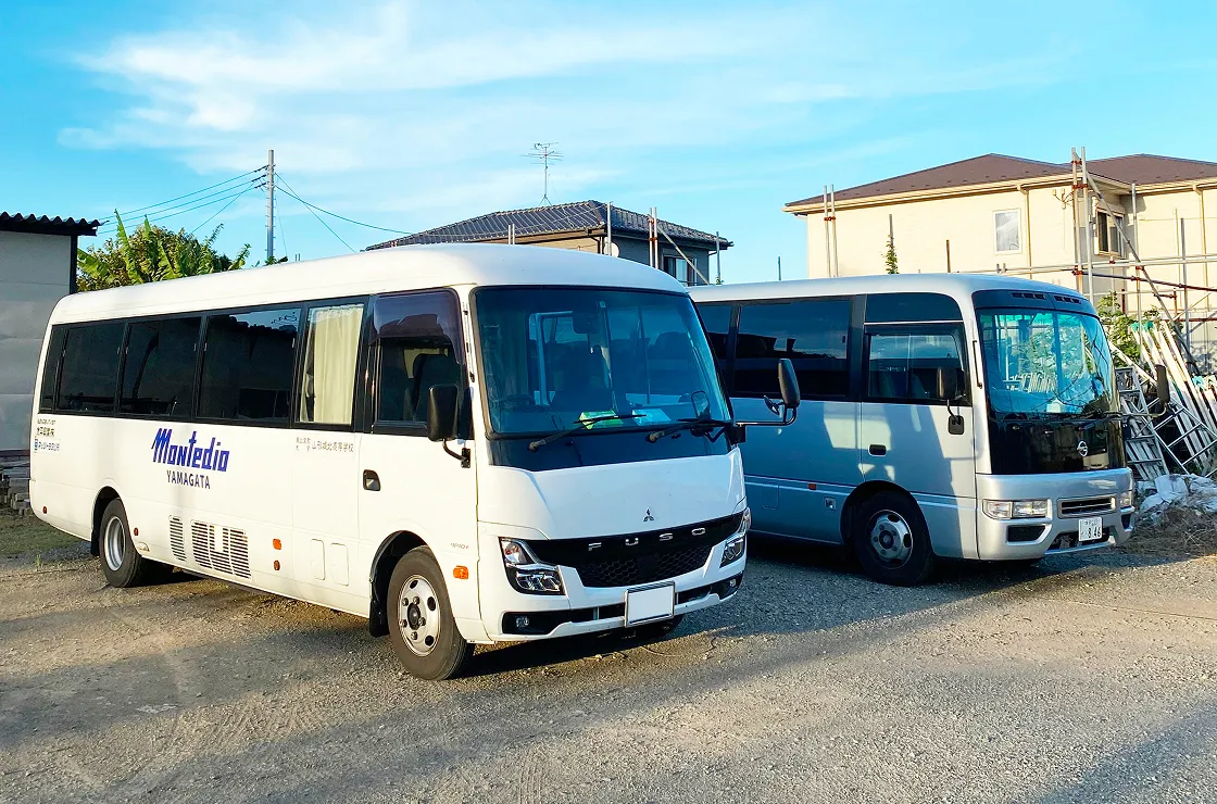 大型駐車場