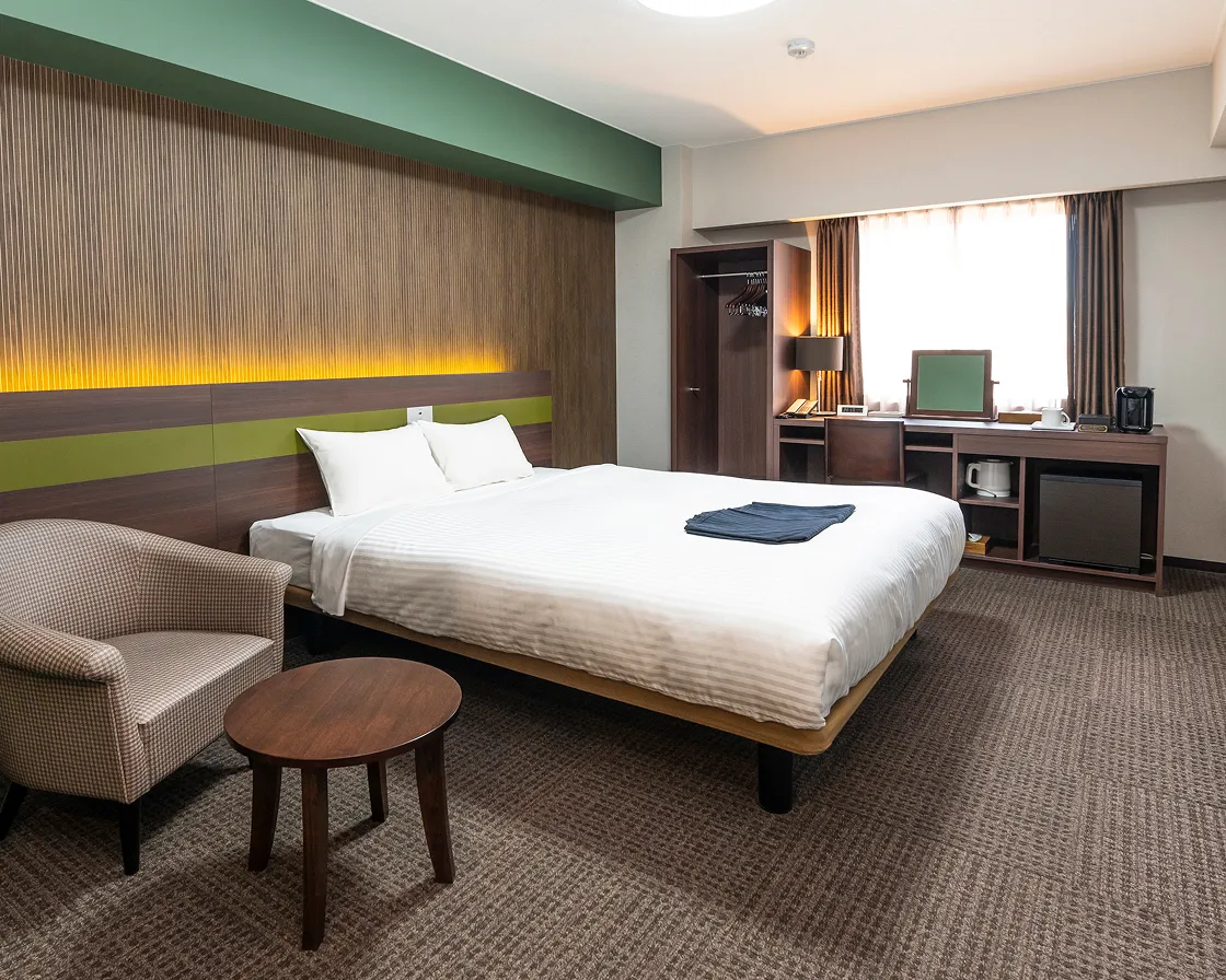 ダブルB（お子様1名添い寝可）